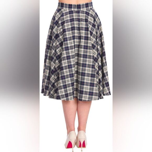 Banned Retro WINTER CHECK SWING SKIRT Size L in Black NWT and‎ in packaging - Picture 2 of 7